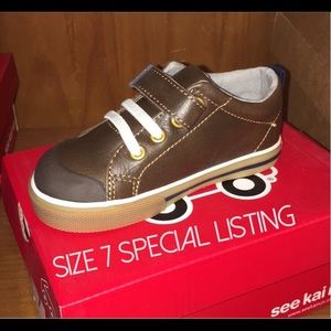 Size 7 Special Listing